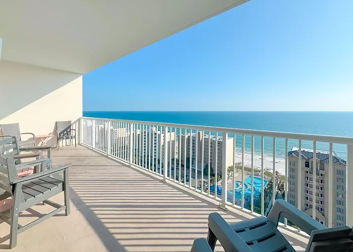Crystal Tower 1608 Beachfront Pool-lazy River-gulf Views- Snowbird Wanted Apartment