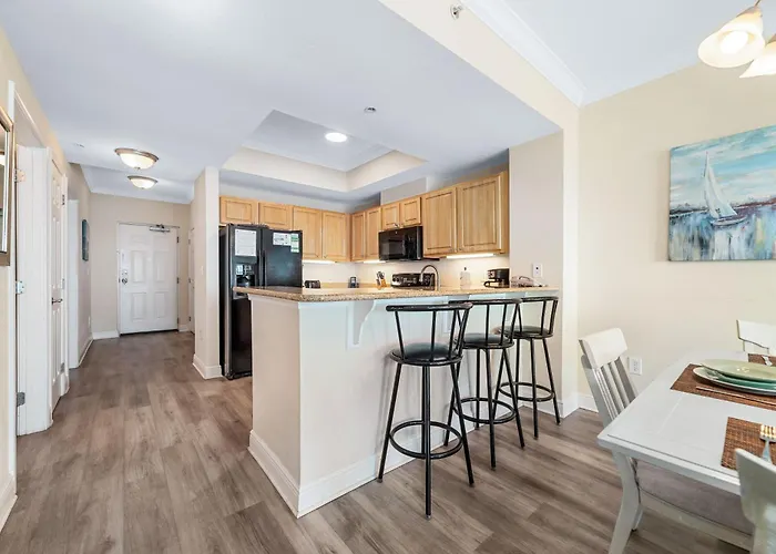 Crystal Tower 1608 Beachfront Pool-lazy River-gulf Views- Snowbird Wanted Apartment *