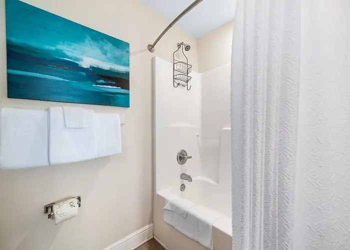 Apartment Crystal Tower 1608 Beachfront Pool-lazy River-gulf Views- Snowbird Wanted *